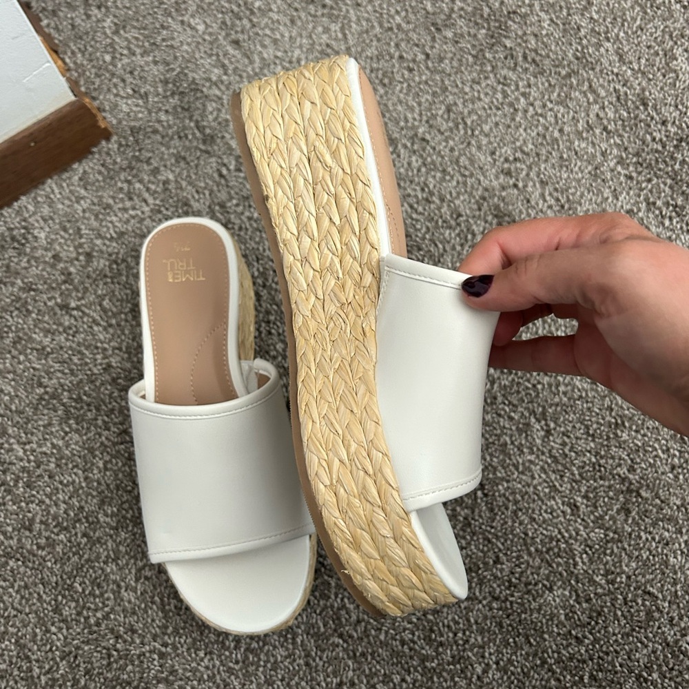 Time and Tru Women's Raffia Platform Slide Sandals